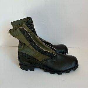 US Vietnam Era Jungle Boots specifically Hi-pals Vintage 1968 combat boots